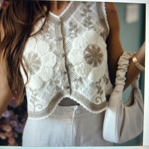 Crochet knit flower vest , cream and brown, NWOT. Never worn!